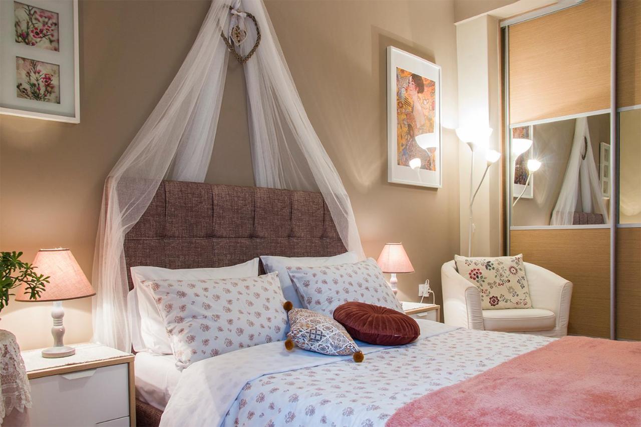 City Stay Close To The Metro A Charming Flat Atenas Exterior foto