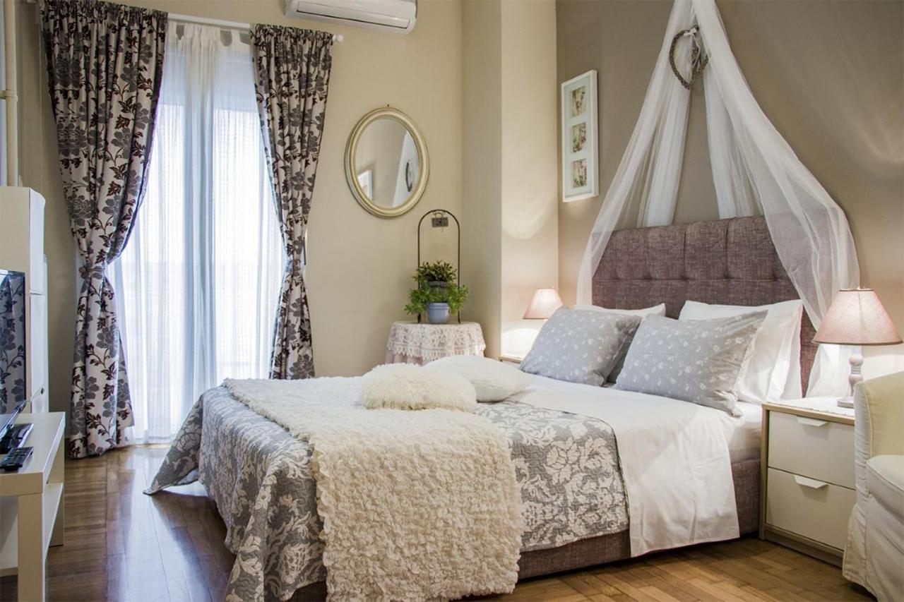 City Stay Close To The Metro A Charming Flat Atenas Exterior foto